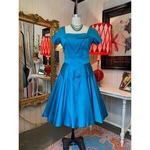 Vintage 1950s green satin fit and flare dress full skirt chevron 50s holiday med